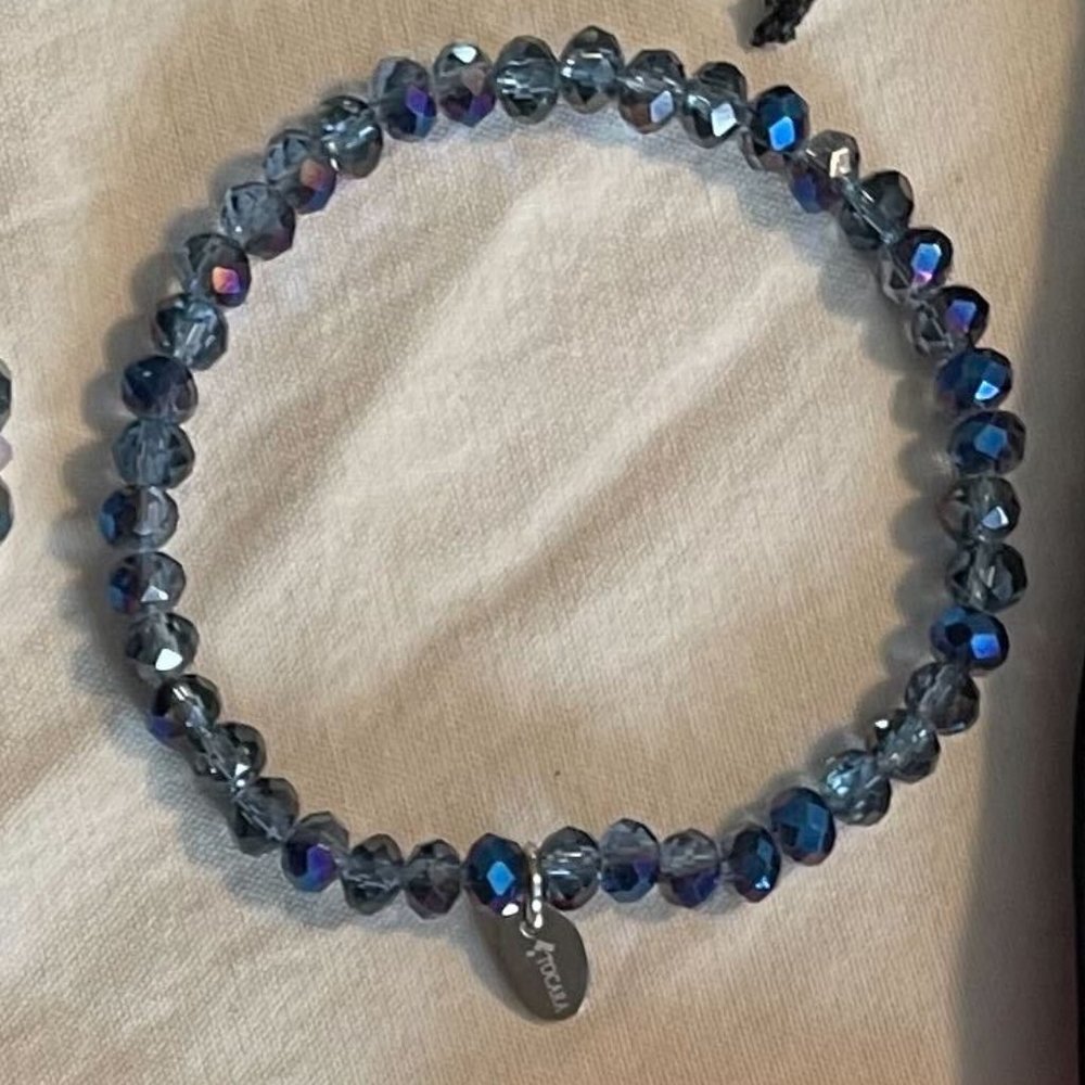 Tocara Sylvie Anne Blue Aurora Crystal Stretch Bracelet 7.5"